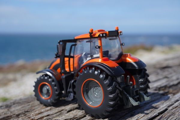Toy tractor T254 orange