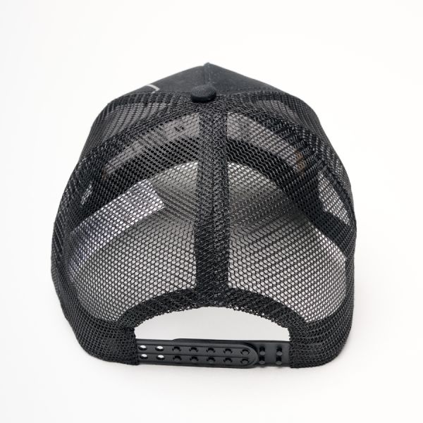 Valtra Trucker Cap 3 - Zoom 3