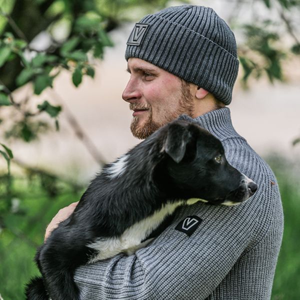 Valtra Knit Beanie – Dark Grey 2 - Zoom 2