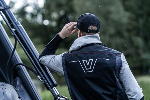 VALTRA BODY WARMER